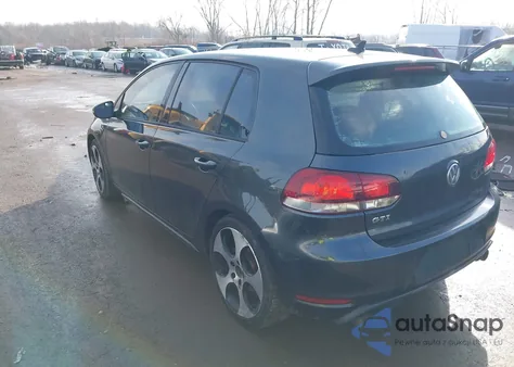 2010 Volkswagen Gti 4-Door z USA, uszkodzony, nr VIN WVWHD7AJ4AW110622